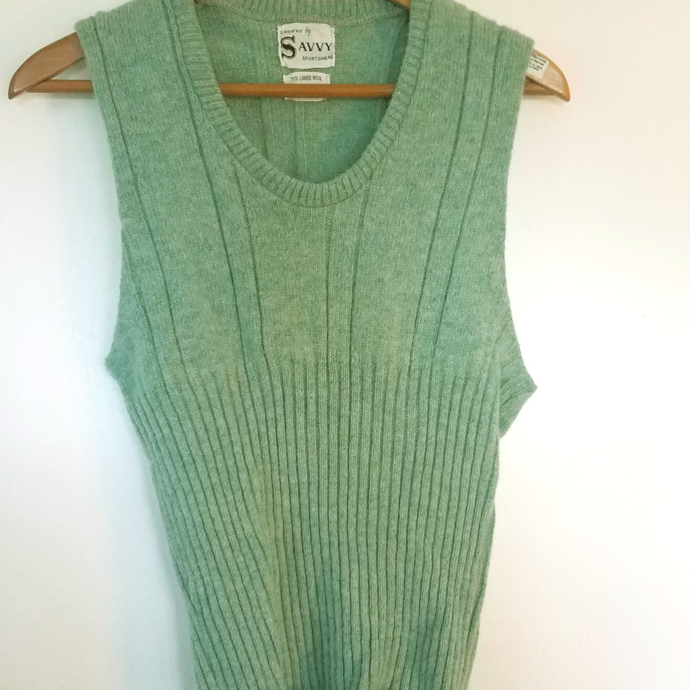 Womens SAVVY Sweater vest Medium